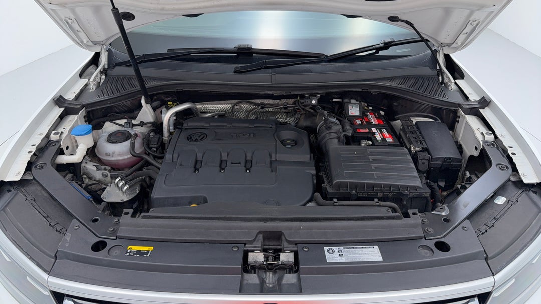 Open Bonnet (Engine)