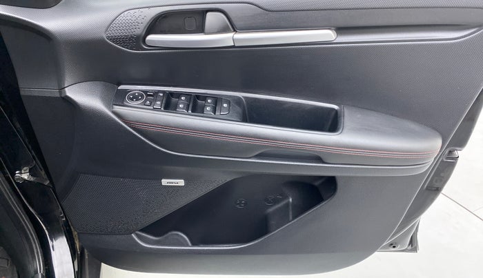2020 KIA SONET GTX PLUS DCT 1.0, Petrol, Automatic, 10,088 km, Driver Side Door Panels Control