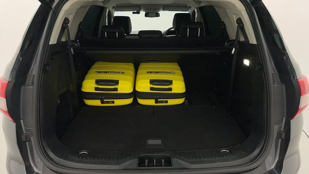 2021 Ford Everest Trend (4WD), Automatic, 75488 km, Boot Inside View with Luggage