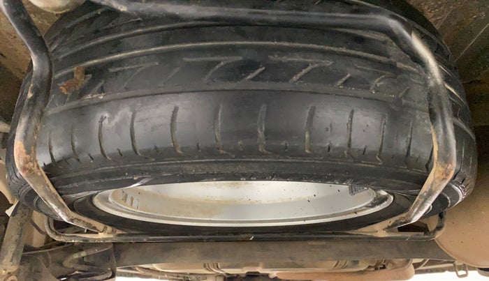 2013 Maruti Ertiga ZDI, Diesel, Manual, 1,06,412 km, Spare Tyre