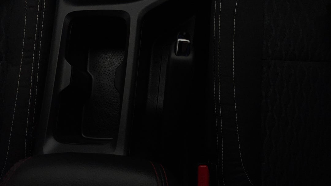 2022 LDV T60 Max Pro (4x4), Automatic, 20399 km, Handbrake