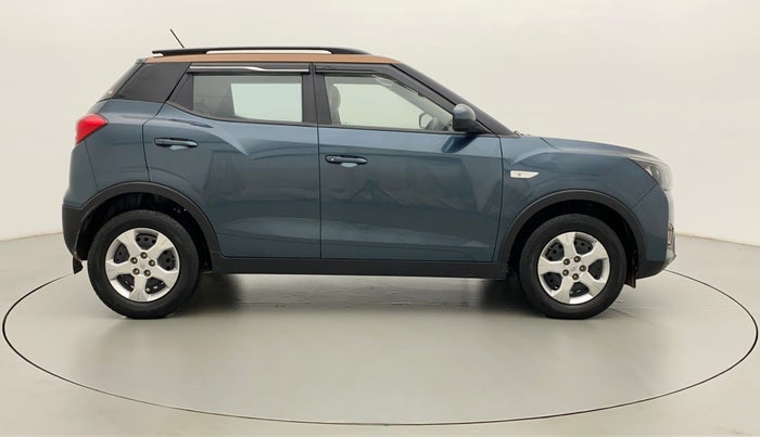 2021 Mahindra XUV300 W6 1.2 PETROL AMT, Petrol, Automatic, 29,041 km, Right Side View