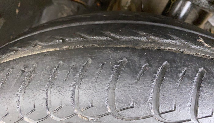 2016 Tata Tiago XZ 1.2 REVOTRON, Petrol, Manual, 13,354 km, Left Front Tyre Tread
