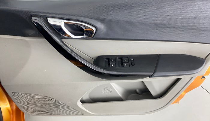 2016 Tata Tiago XZ 1.2 REVOTRON, Petrol, Manual, 13,354 km, Driver Side Door Panels Control