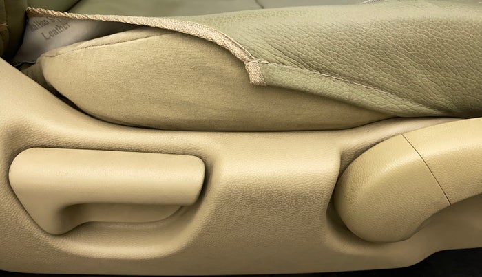 2012 Honda City 1.5L I-VTEC V MT, Petrol, Manual, 65,105 km, Driver Side Adjustment Panel