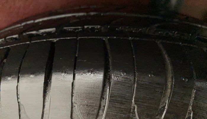 2015 Maruti Celerio VXI, Petrol, Manual, 60,469 km, Left Rear Tyre Tread