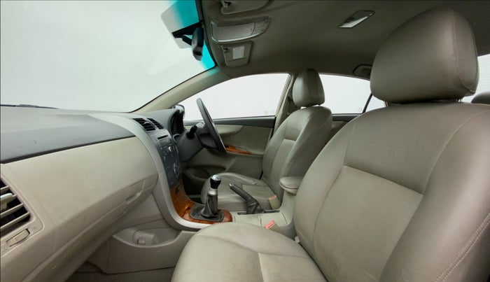 2010 Toyota Corolla Altis G PETROL, Petrol, Manual, 83,706 km, Right Side Front Door Cabin