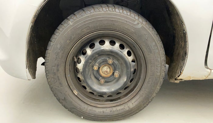2017 Datsun Go T, Petrol, Manual, 61,811 km, Left Front Wheel