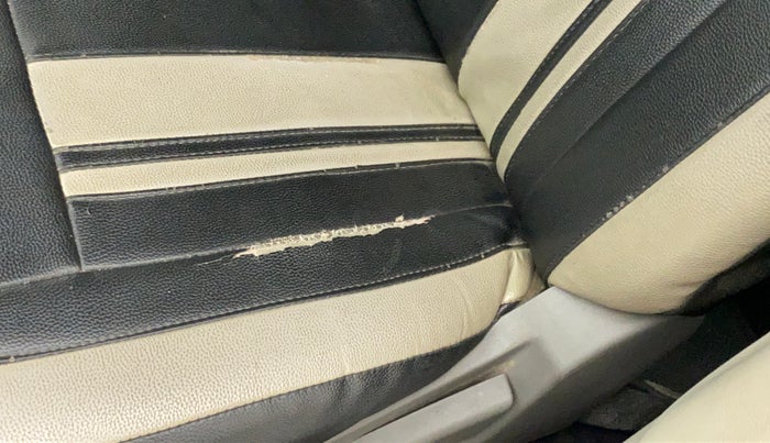 2017 Datsun Go T, Petrol, Manual, 61,811 km, Front left seat (passenger seat) - Cover slightly torn
