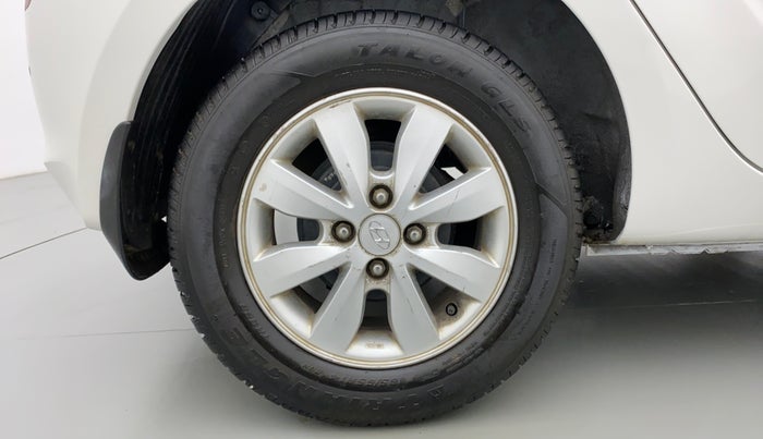 2012 Hyundai i20 SPORTZ 1.2 VTVT, Petrol, Manual, 68,046 km, Right Rear Wheel