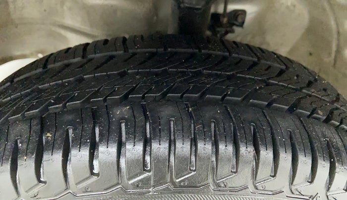 2017 Maruti Wagon R 1.0 VXI, Petrol, Manual, 28,652 km, Left Front Tyre Tread