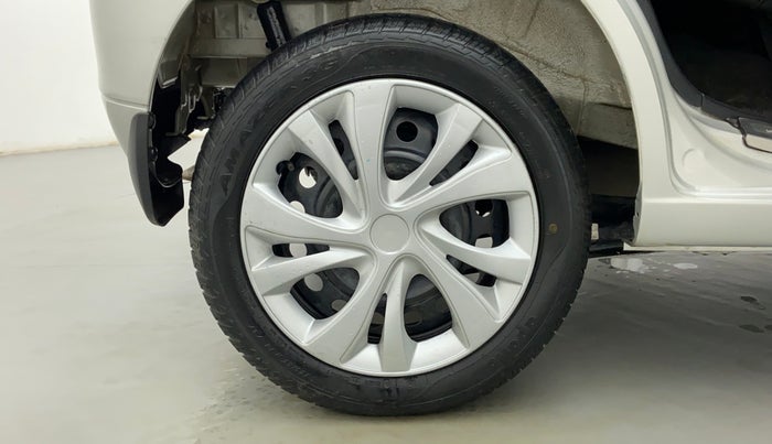 2017 Maruti Wagon R 1.0 VXI, Petrol, Manual, 28,652 km, Right Rear Wheel