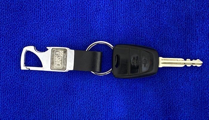 2016 Hyundai Grand i10 SPORTZ 1.2 KAPPA VTVT, Petrol, Manual, 50,975 km, Key Close Up