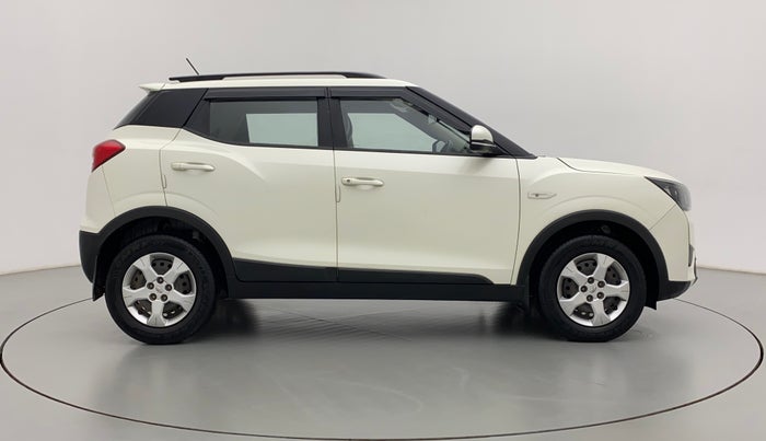 2019 Mahindra XUV 3OO W6 1.5 DIESEL, Diesel, Manual, 40,717 km, Right Side View