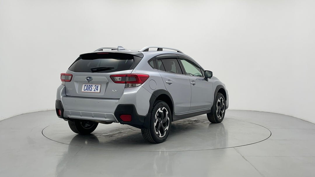 Right Back Diagonal (45- Degree) View