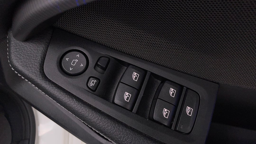 2020 BMW 2 M235i Xdrive Gran Coupe, Automatic, 15562 km, Drivers Side Door Panel Controls