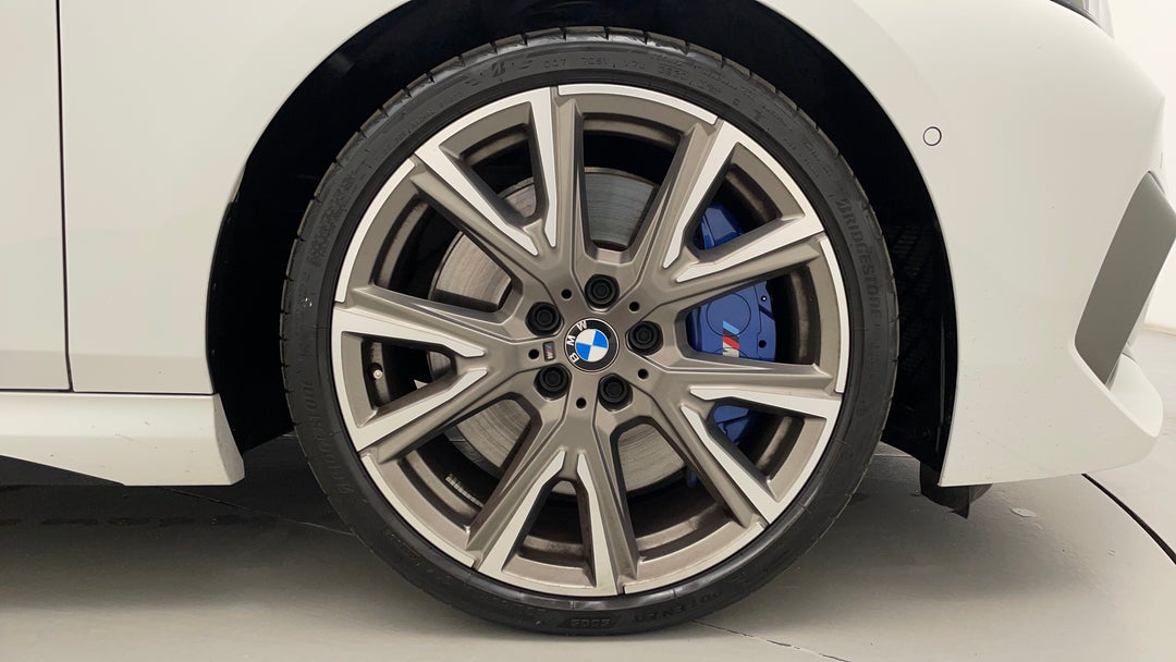 2020 BMW 2 M235i Xdrive Gran Coupe, Automatic, 15562 km, Right Front Wheel