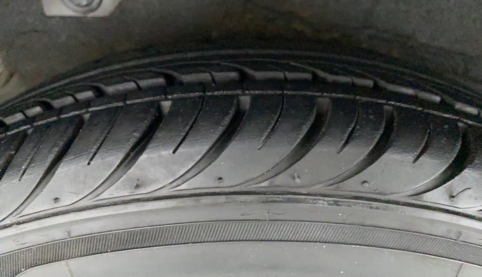 2013 Hyundai i10 ERA 1.1 IRDE, Petrol, Manual, 38,139 km, Right Rear Tyre Tread