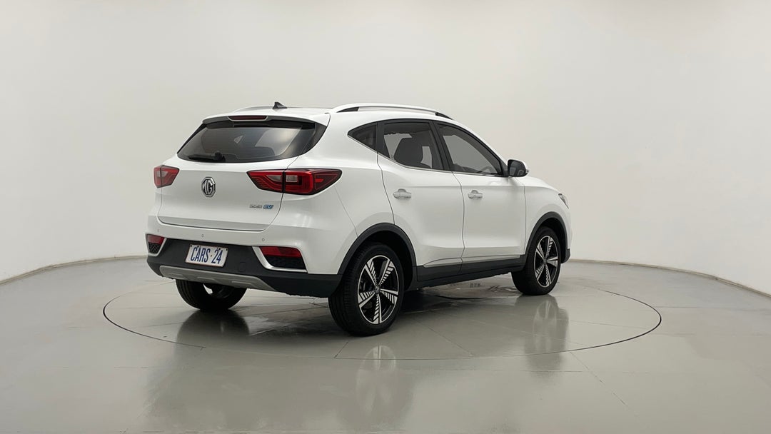 Right Back Diagonal (45- Degree) View