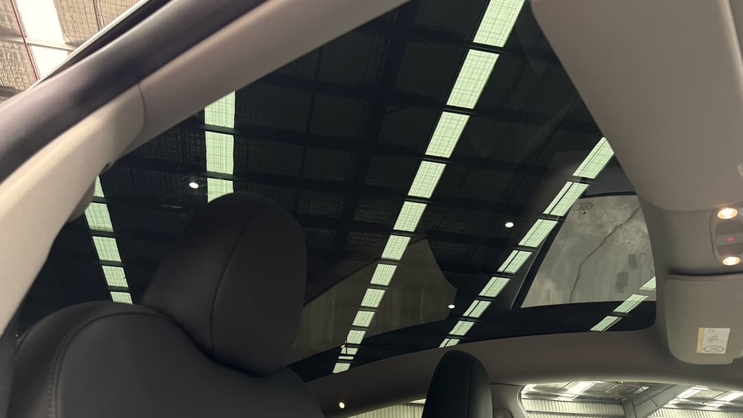 2022 Tesla Model Y Rear-wheel Drive, Automatic, 59496 km, Interior Sunroof/Moonroof