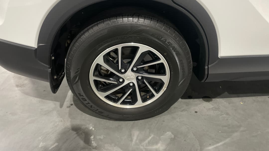 2023 Mitsubishi Eclipse Cross Es (2WD), Automatic, 44413 km, Right Rear Wheel