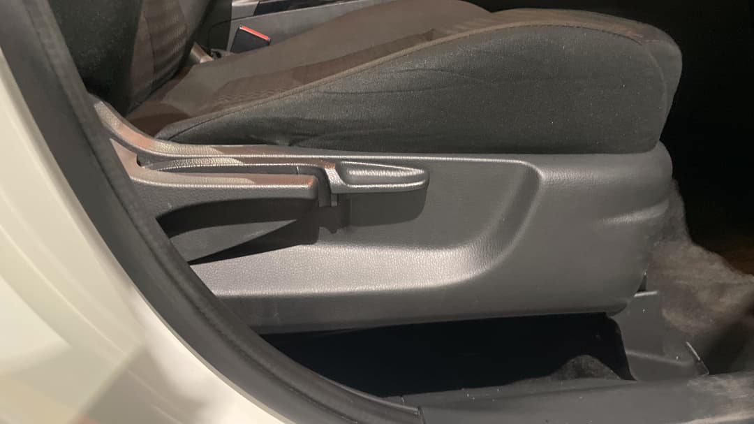 2023 Mitsubishi Eclipse Cross Es (2WD), Automatic, 44413 km, Drivers Side Adjustment Panel
