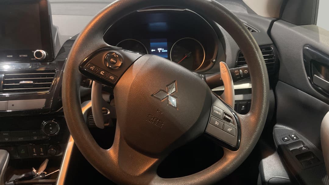 2023 Mitsubishi Eclipse Cross Es (2WD), Automatic, 44413 km, Steering Wheel Close-up