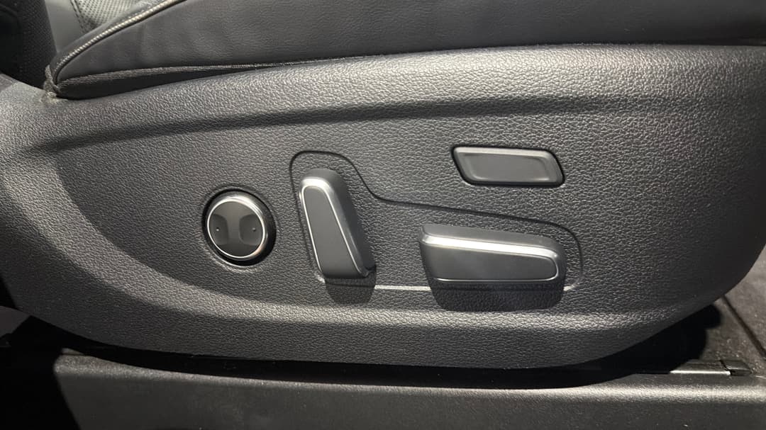 2022 Hyundai Palisade Highlander (8 Seat), Automatic, 60290 km, Drivers Side Adjustment Panel