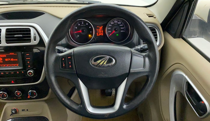 2016 Mahindra TUV300 T8 AMT, Diesel, Automatic, 70,270 km, Steering Wheel Close Up