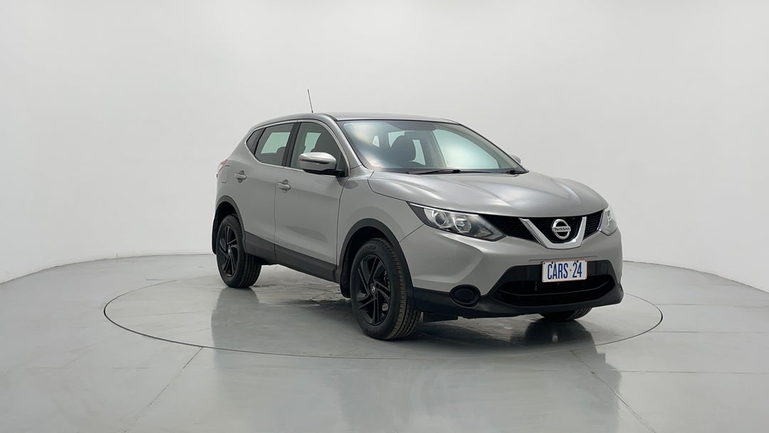 2016 Nissan Qashqai St, Automatic, 103120 km, Right Front Diagonal (45- Degree) View