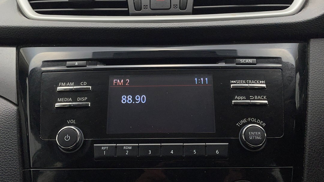 2016 Nissan Qashqai St, Automatic, 103120 km, Infotainment System