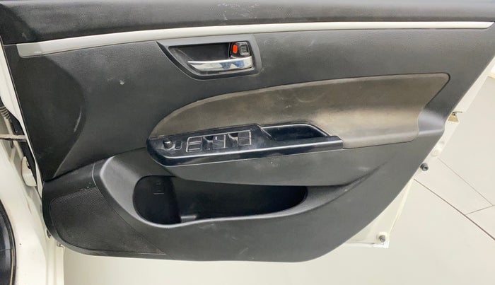 2017 Maruti Swift VXI, Petrol, Manual, 71,901 km, Driver Side Door Panels Control