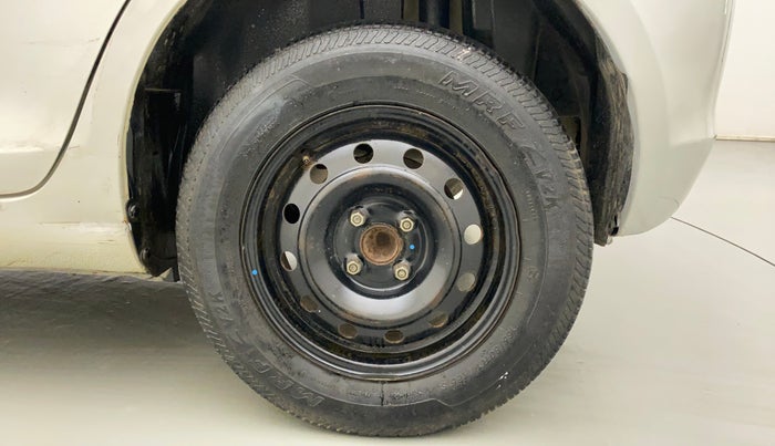 2017 Maruti Swift VXI, Petrol, Manual, 71,901 km, Left Rear Wheel