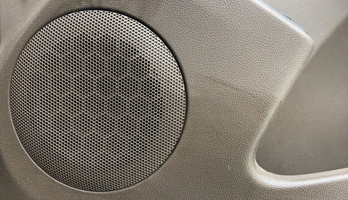 2017 Renault Duster RXZ DIESEL 110, Diesel, Manual, Speaker