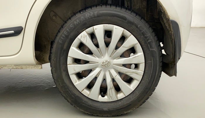 2013 Toyota Etios Liva G, CNG, Manual, 40,794 km, Left Rear Wheel