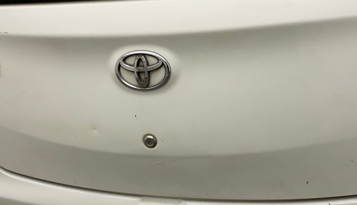 2013 Toyota Etios Liva G, CNG, Manual, 40,794 km, Dicky (Boot door) - Slightly dented
