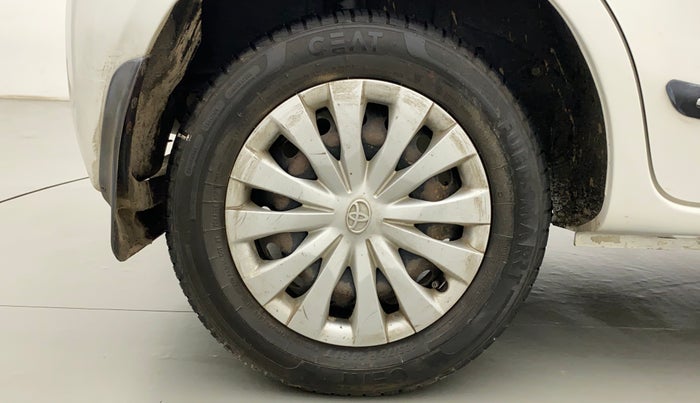 2013 Toyota Etios Liva G, CNG, Manual, 40,794 km, Right Rear Wheel