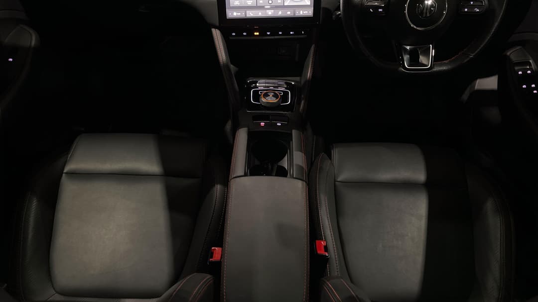 2022 MG ZS EV Essence, Automatic, 46432 km, Center Console