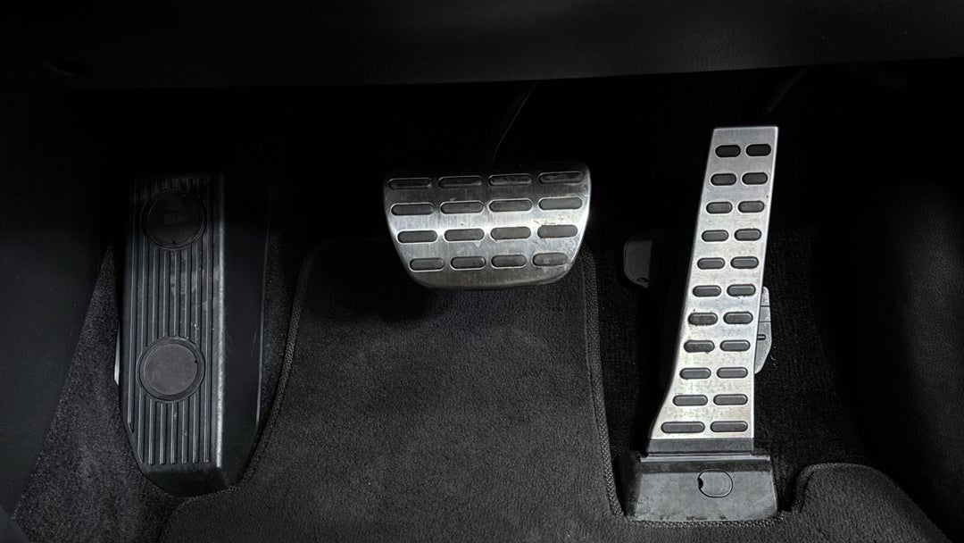 2017 Kia Sportage Gt-line (AWD), Automatic, 131743 km, Pedals and Footmat