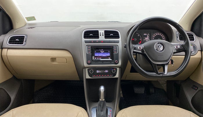 2016 Volkswagen Vento HIGHLINE TDI AT, Diesel, Automatic, 90,271 km, Dashboard