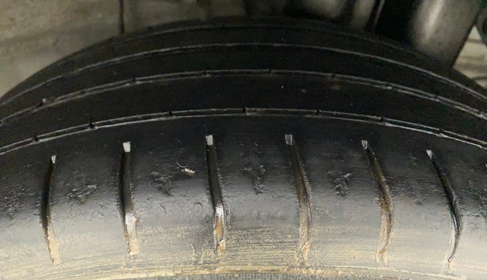 2019 Hyundai Elite i20 ASTA 1.2 (O), Petrol, Manual, 42,911 km, Left Rear Tyre Tread