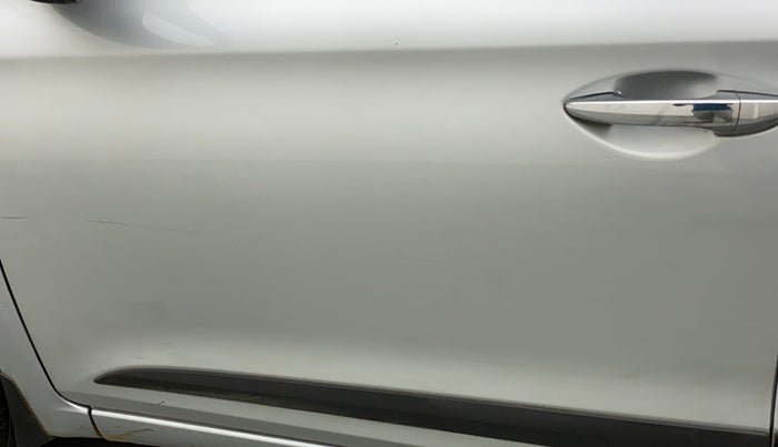2019 Hyundai Elite i20 ASTA 1.2 (O), Petrol, Manual, 42,911 km, Front passenger door - Minor scratches