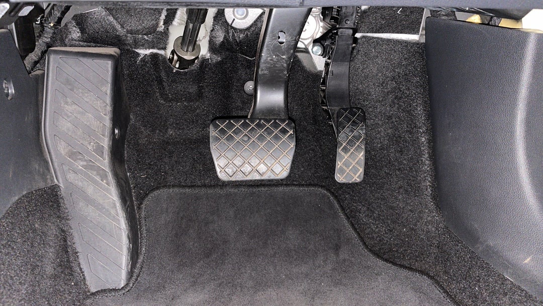 2022 SKODA Scala 110tsi Ambition, Automatic, 53809 km, Pedals and Footmat