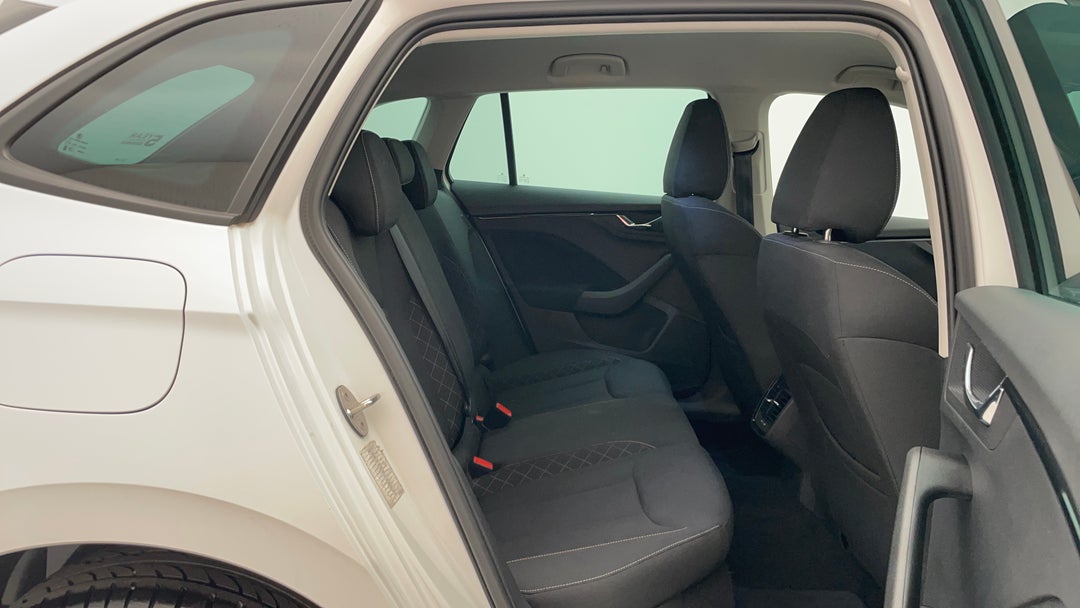 2022 SKODA Scala 110tsi Ambition, Automatic, 53809 km, Right Side Rear Door Cabin View