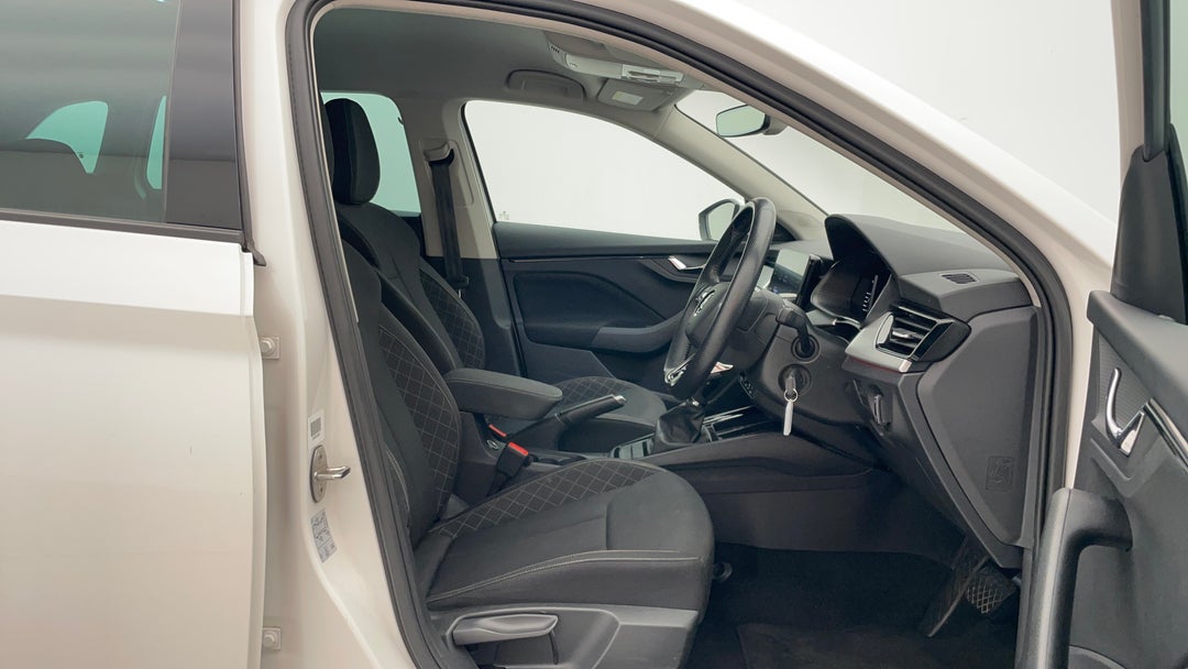 2022 SKODA Scala 110tsi Ambition, Automatic, 53809 km, Right Side Front Door Cabin View