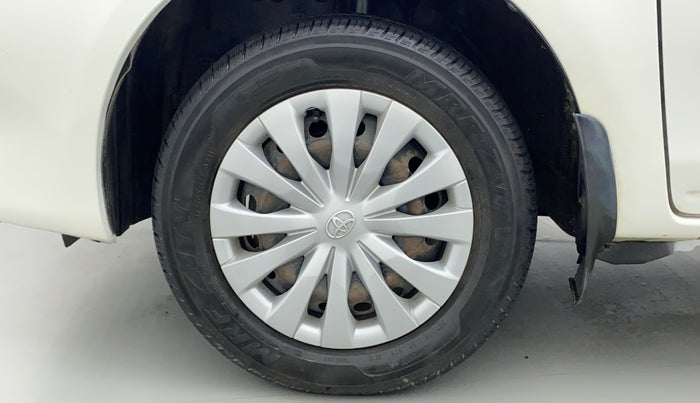 2011 Toyota Etios G, Petrol, Manual, 75,091 km, Left Front Wheel