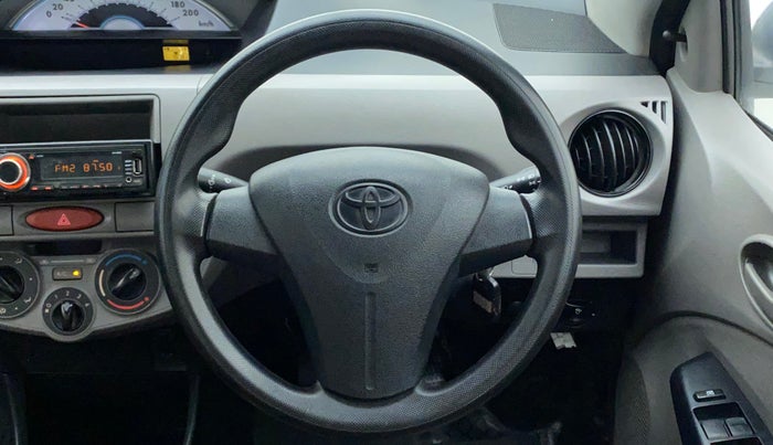 2011 Toyota Etios G, Petrol, Manual, 75,091 km, Steering Wheel Close Up