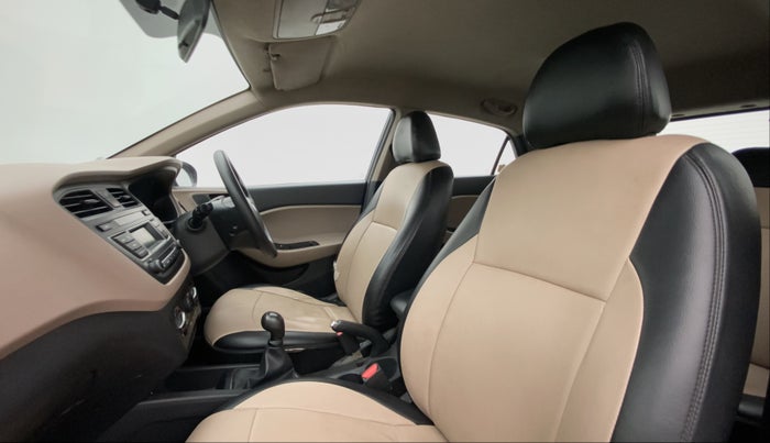 2017 Hyundai Elite i20 SPORTZ 1.2, Petrol, Manual, 64,700 km, Right Side Front Door Cabin