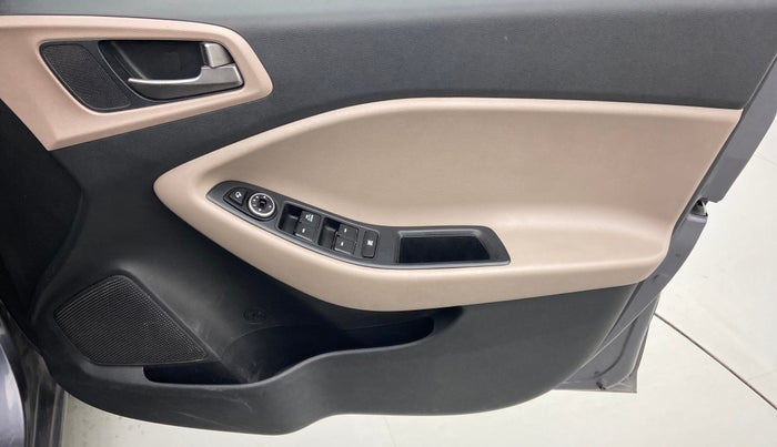 2017 Hyundai Elite i20 SPORTZ 1.2, Petrol, Manual, 64,700 km, Driver Side Door Panels Control