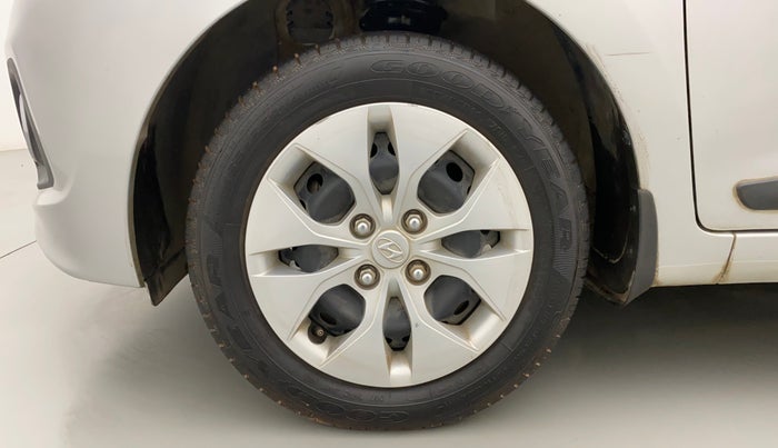 2014 Hyundai Xcent S 1.2, Petrol, Manual, 46,721 km, Left Front Wheel